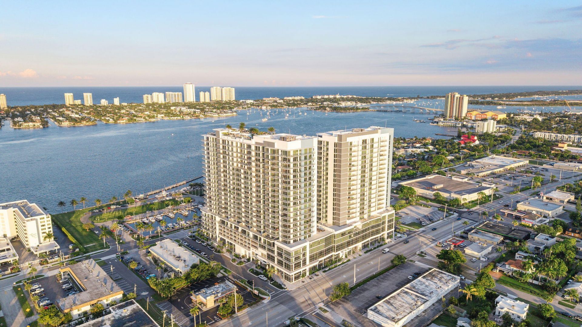 220 Lake Shore Drive, Unit 2321, Lake Park, FL 33403 Photo