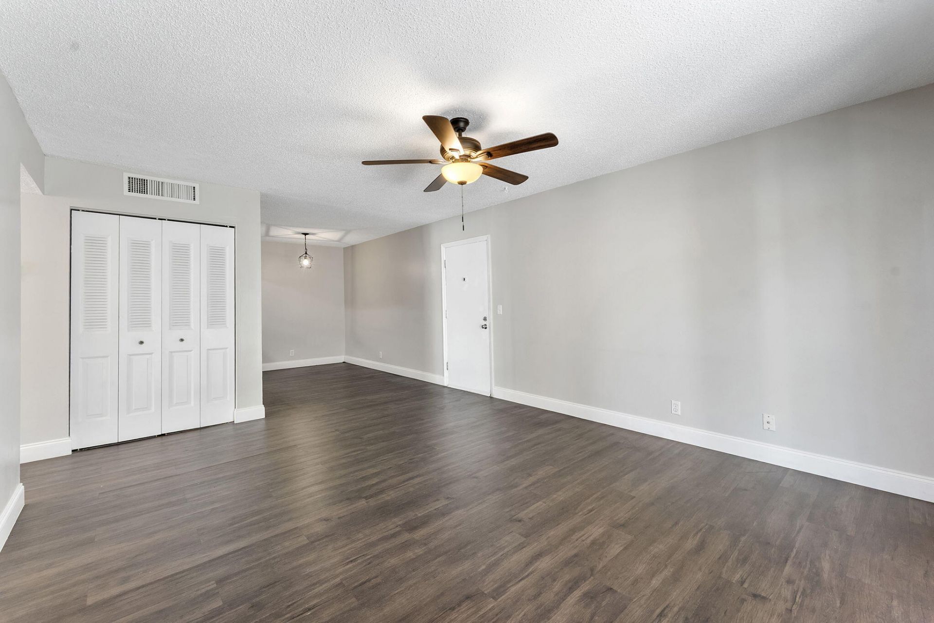 1500 N Congress Avenue, Unit C19, West Palm Beach, FL 33401 Photo