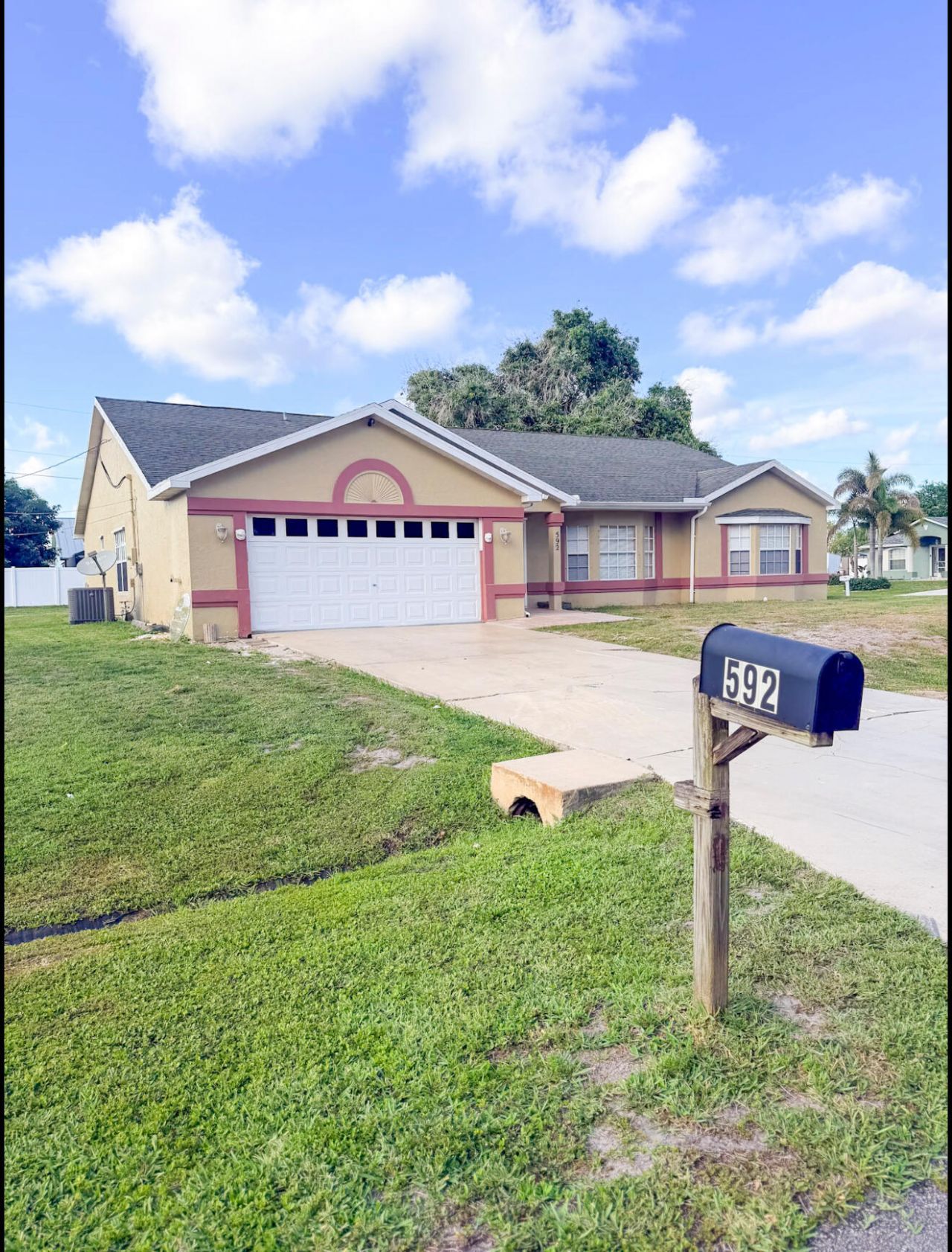 592 SW Lovell Terrace, Port Saint Lucie, FL 34953 Photo