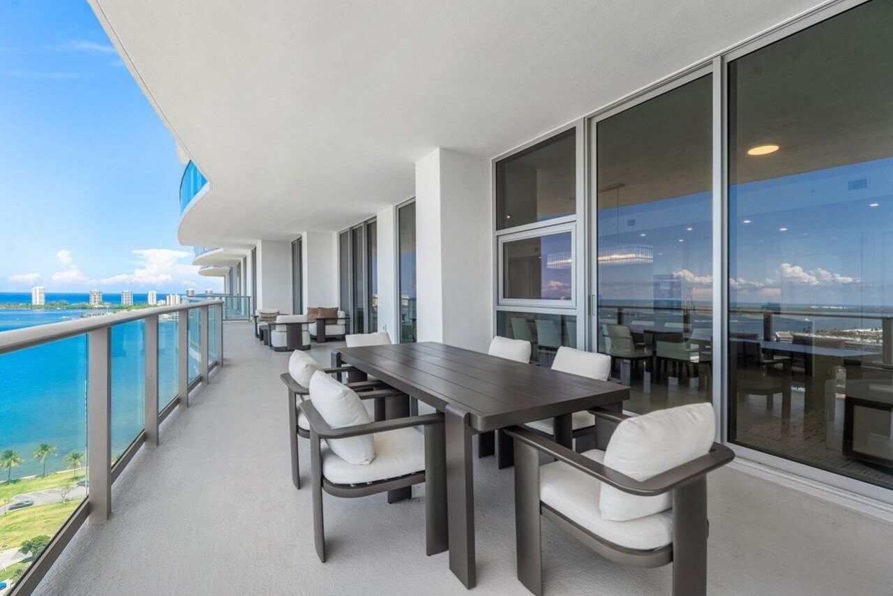 220 Lake Shore Drive, Unit 2109, Lake Park, FL 33403 Photo