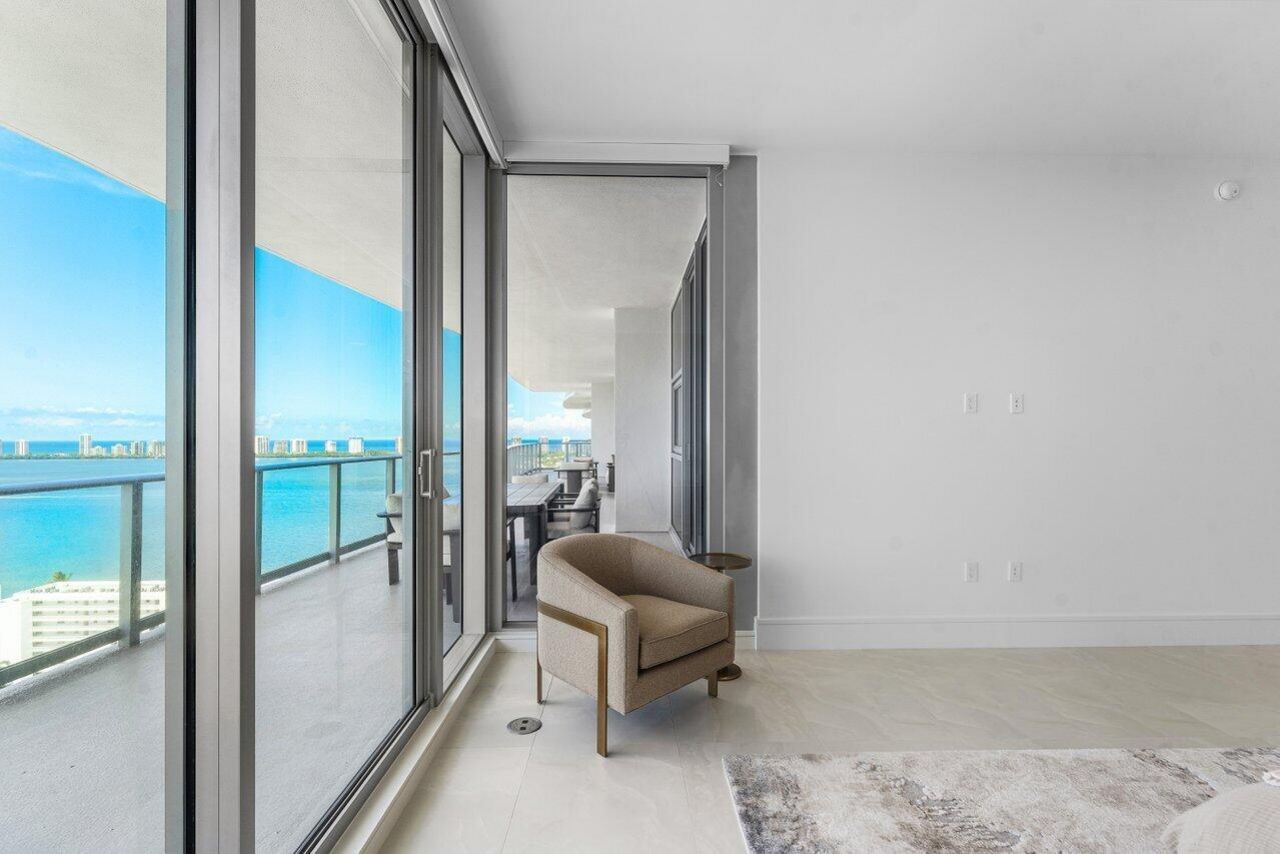 220 Lake Shore Drive, Unit 2109, Lake Park, FL 33403 Photo