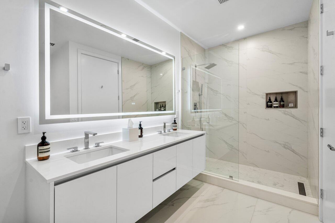 220 Lake Shore Drive, Unit 2109, Lake Park, FL 33403 Photo