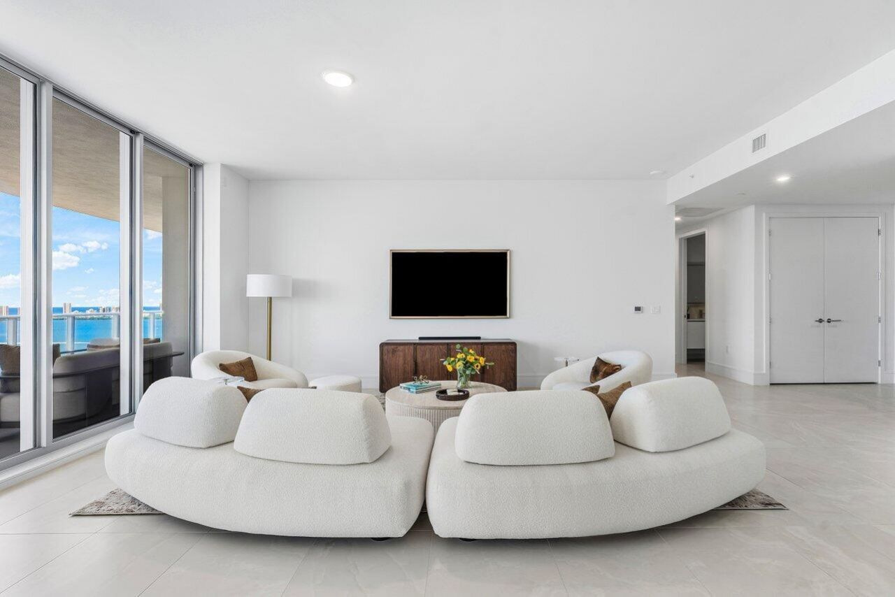 220 Lake Shore Drive, Unit 2109, Lake Park, FL 33403 Photo