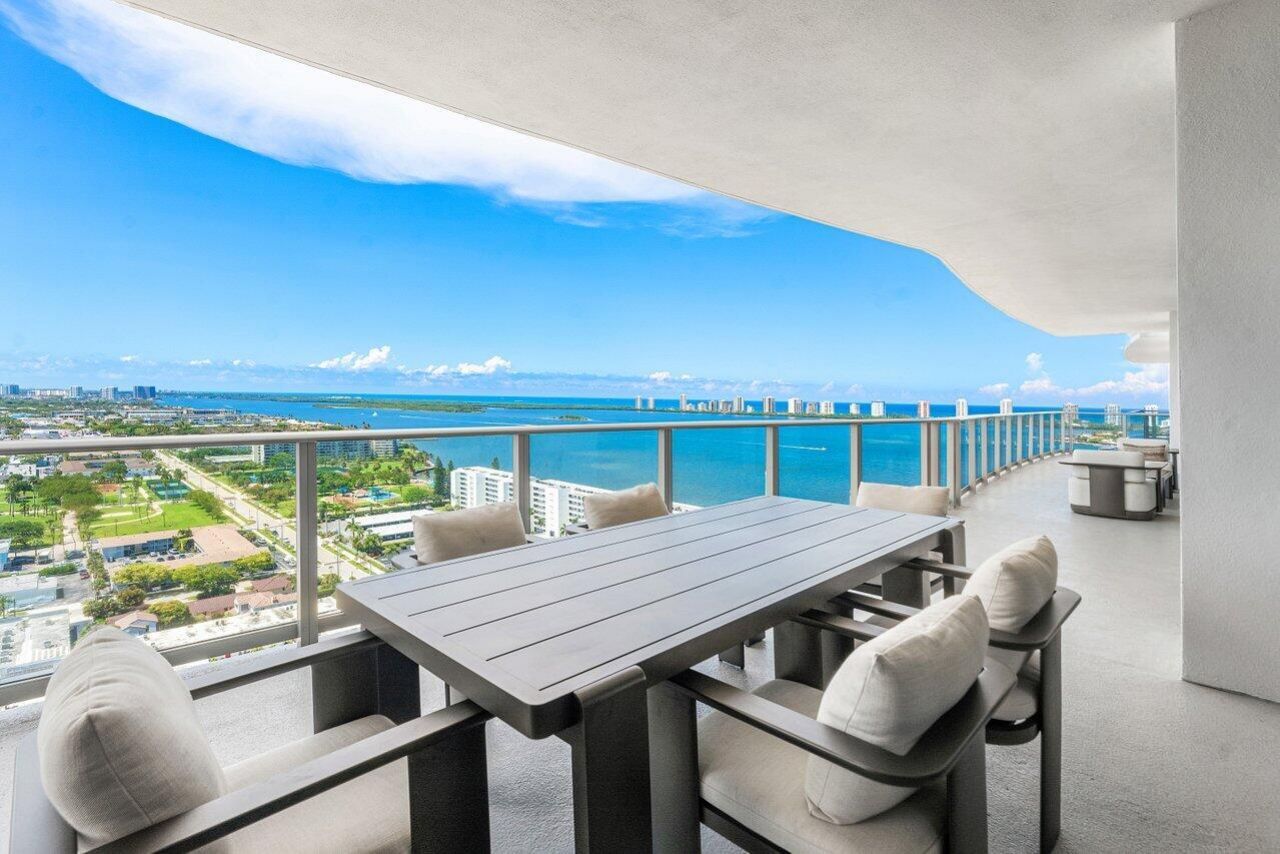 220 Lake Shore Drive, Unit 2109, Lake Park, FL 33403 Photo