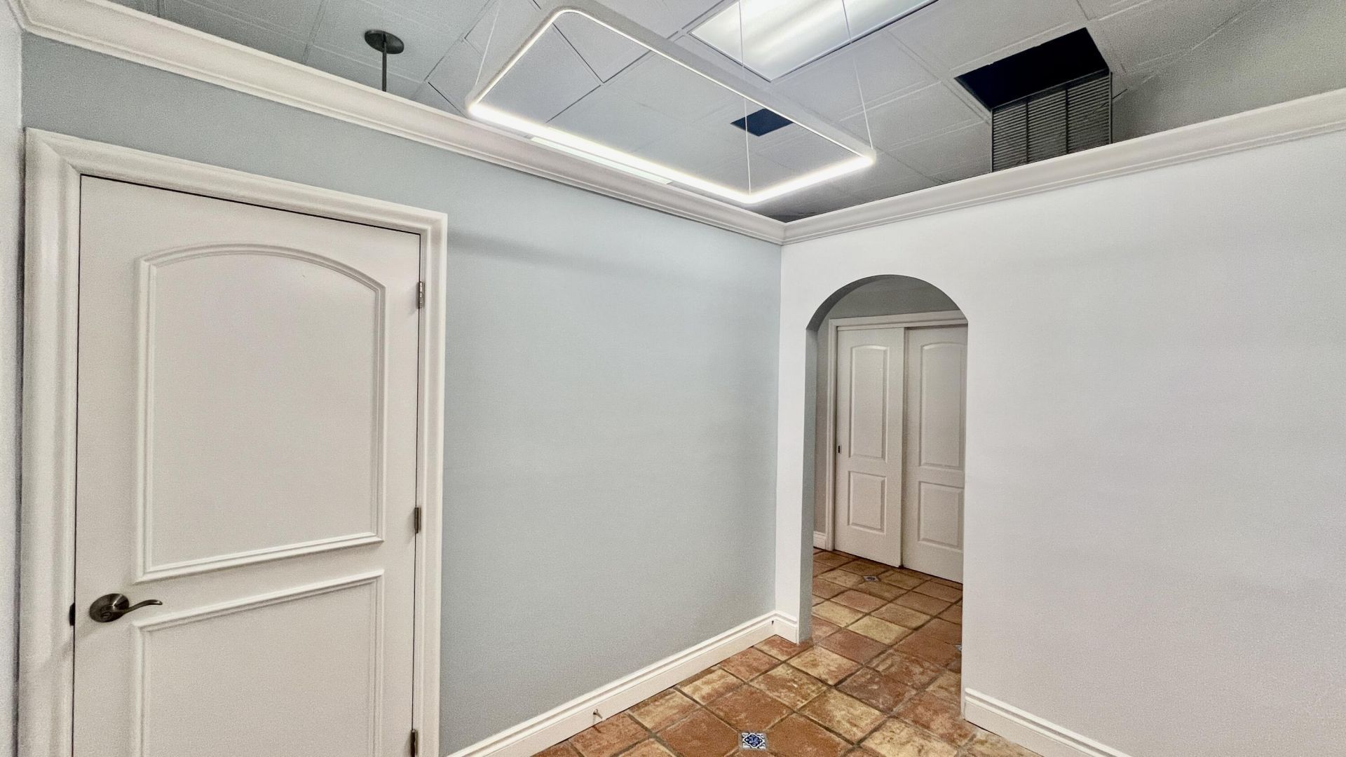 330 Clematis Street, Unit 113, West Palm Beach, FL 33422 Photo