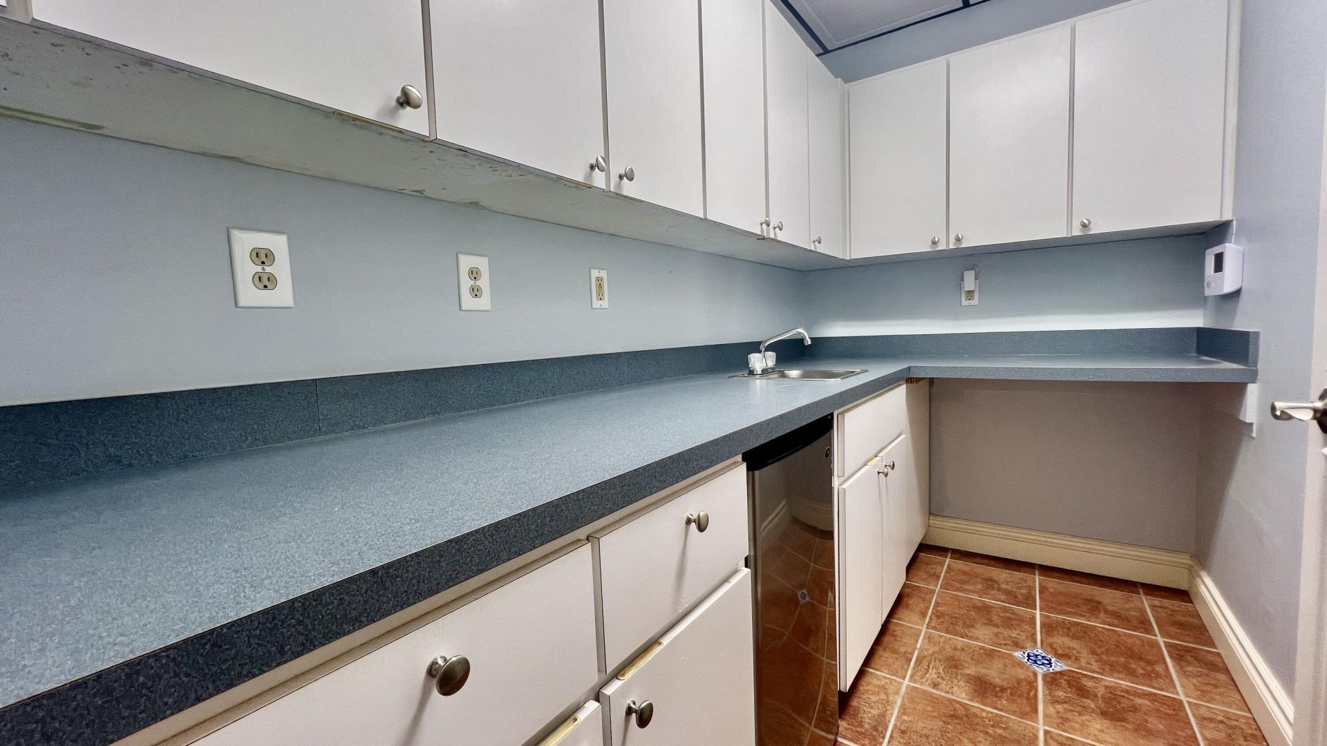 330 Clematis Street, Unit 113, West Palm Beach, FL 33422 Photo