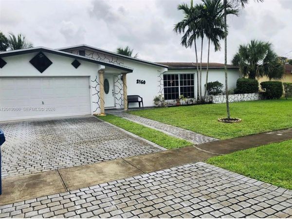 2160 NW 82nd Ter , Sunrise, FL 33322