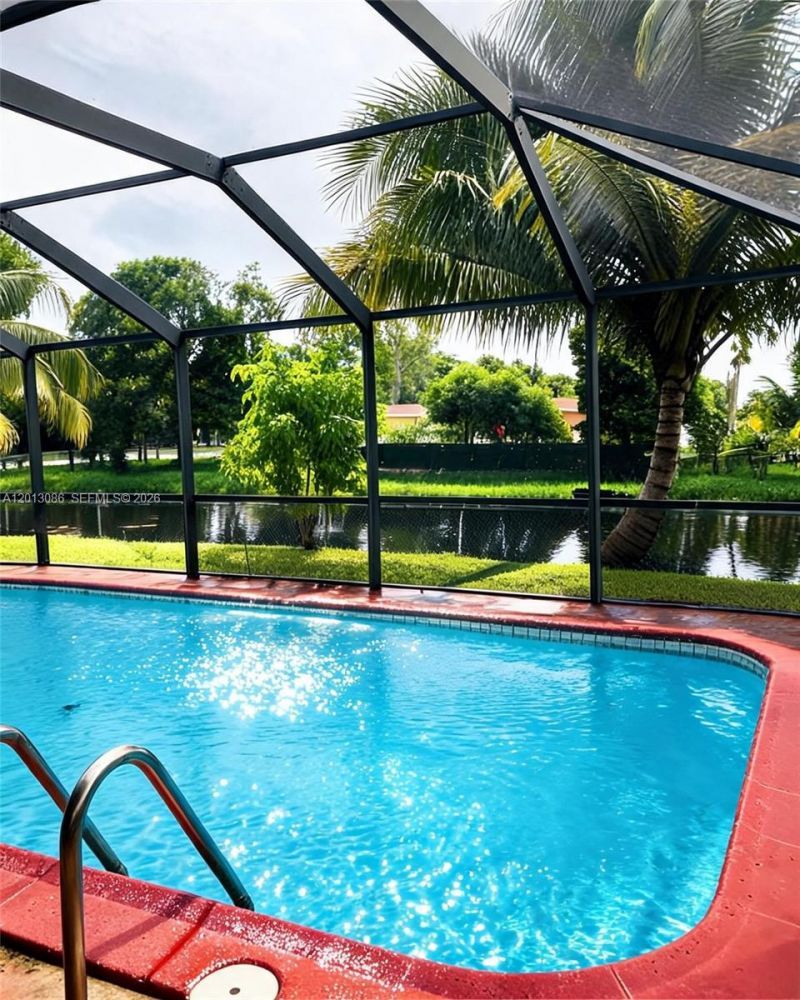 2160 NW 82nd Ter, Sunrise, FL 33322 Photo