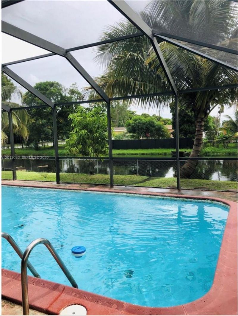 2160 NW 82nd Ter , Sunrise, FL 33322 Photo