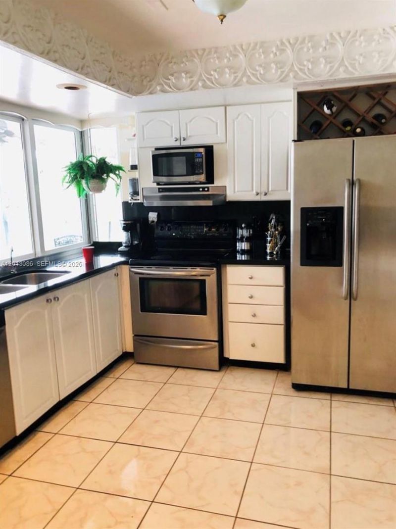 2160 NW 82nd Ter , Sunrise, FL 33322 Photo