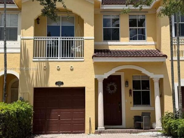 14909 SW 8th Ter, Miami, FL 33194
