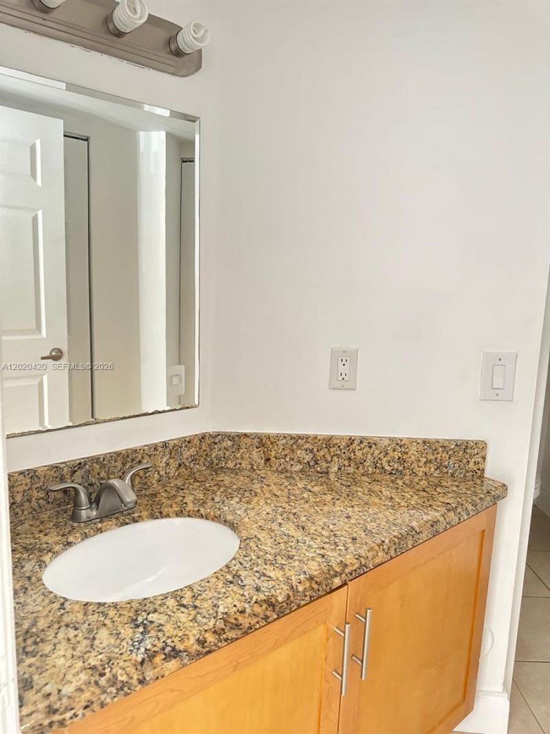 8275 SW 152nd Ave , Unit D-302, Miami, FL 33193 Photo