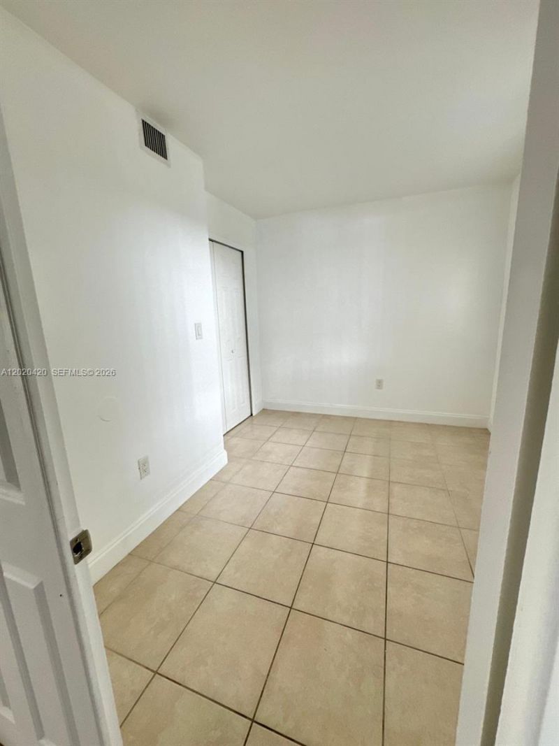 8275 SW 152nd Ave , Unit D-302, Miami, FL 33193 Photo
