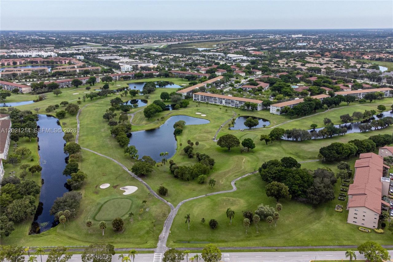 300 SW 130th Ter , Unit 110B, Pembroke Pines, FL 33027 Photo