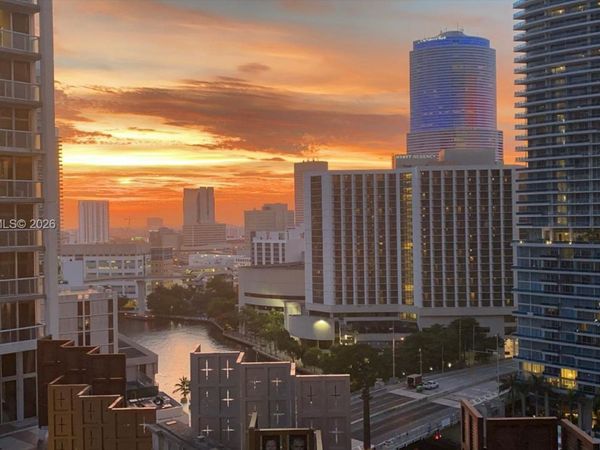 475 Brickell Ave , Unit 1813, Miami, FL 33131