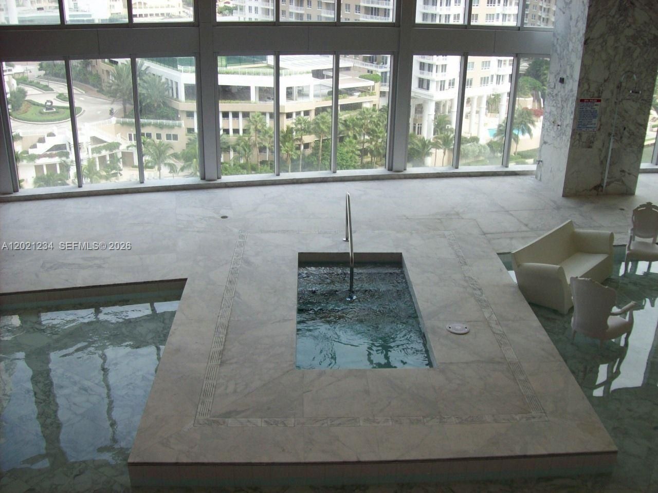 475 Brickell Ave , Unit 1813, Miami, FL 33131 Photo