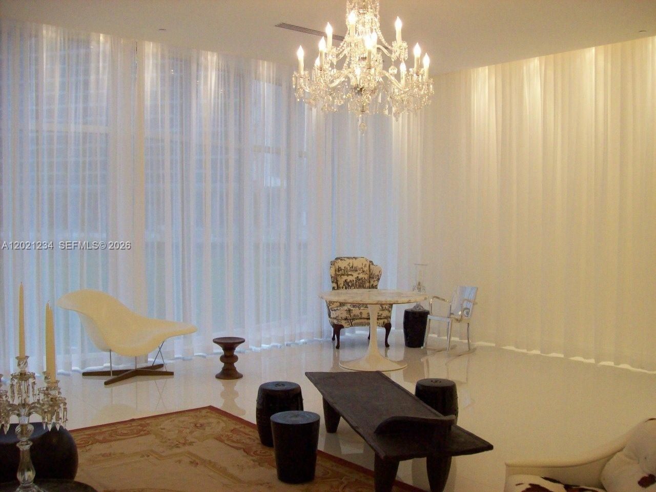 475 Brickell Ave , Unit 1813, Miami, FL 33131 Photo