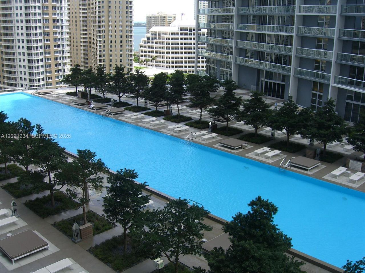 475 Brickell Ave , Unit 1813, Miami, FL 33131 Photo