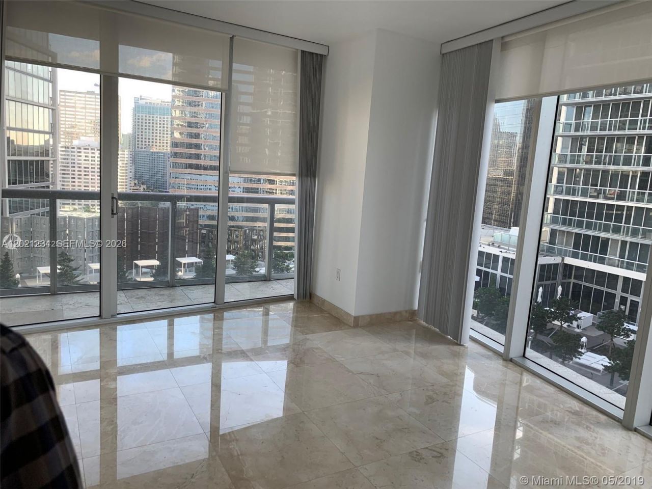 475 Brickell Ave , Unit 1813, Miami, FL 33131 Photo