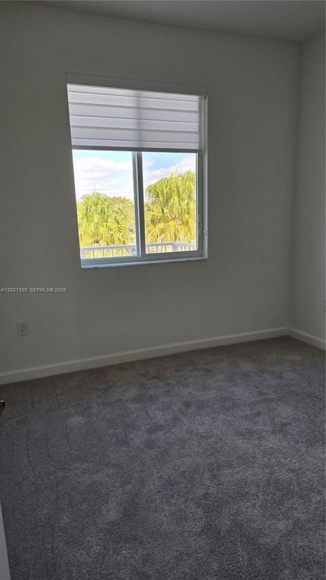 713 SE 13th St Cir , Homestead, FL 33034 Photo