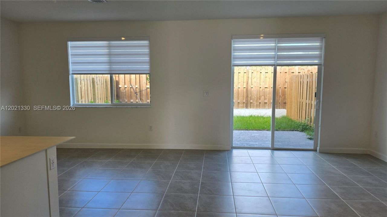 713 SE 13th St Cir , Homestead, FL 33034 Photo