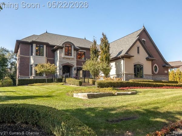 46646 7 Mile Road, Northville Twp, MI 48167