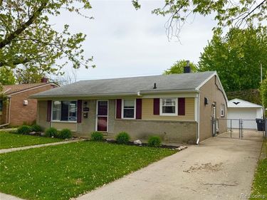 8210 Liberty Boulevard, Westland, MI 48185
