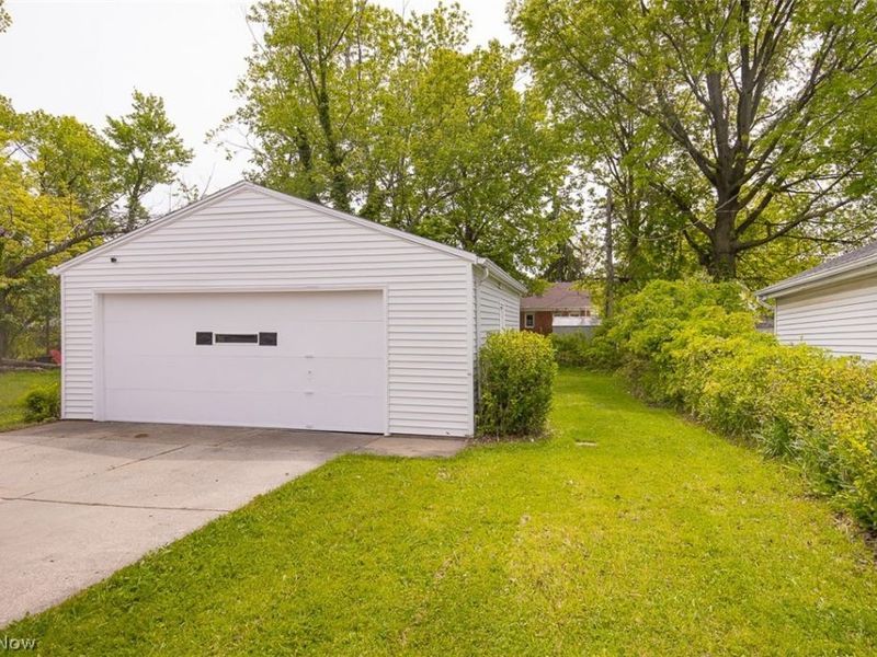 1454 E 196th Street, Euclid, OH 44117 Photo 24