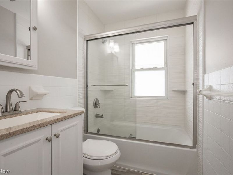 1454 E 196th Street, Euclid, OH 44117 Photo 9