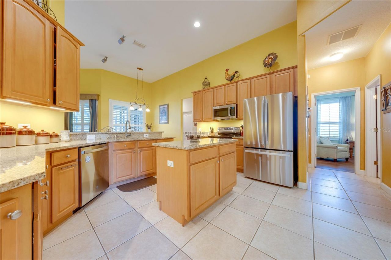 1648 Marina Lake Drive, Kissimmee, FL 34744 Photo