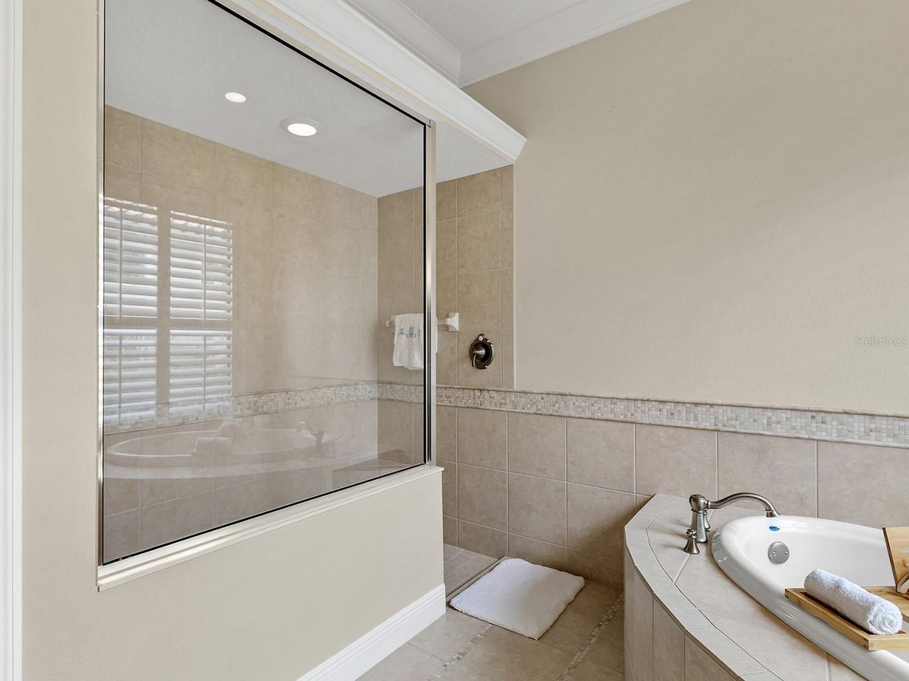7210 Lake Forest Glen , Lakewood Ranch, FL 34202 Photo