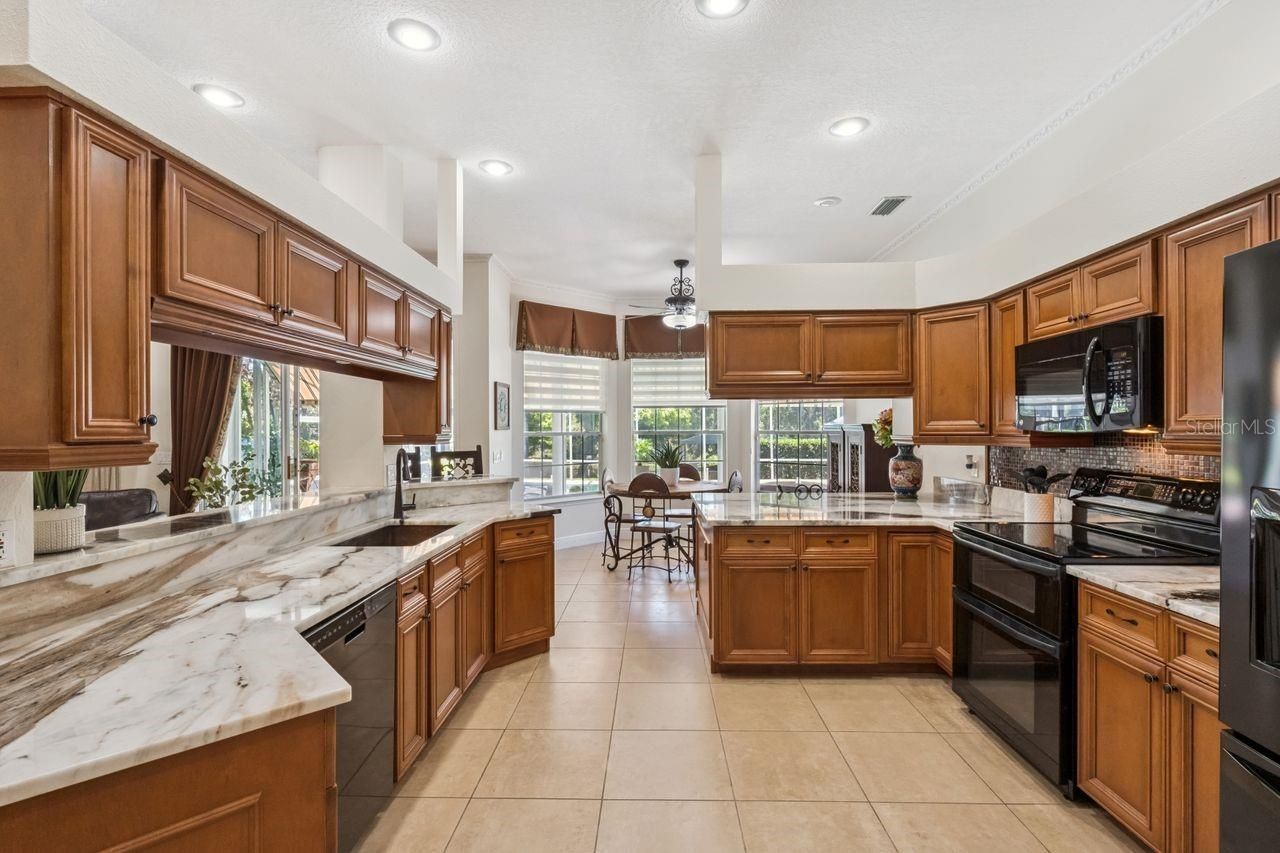 5626 Bay Side Drive, Orlando, FL 32819 Photo