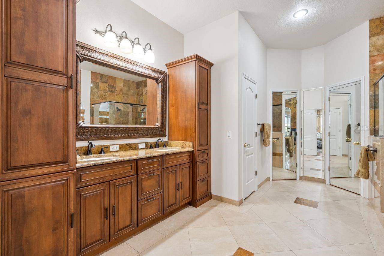 5626 Bay Side Drive, Orlando, FL 32819 Photo