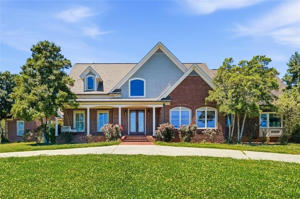 111 Brown Loop Spur Nw, Cartersville, GA 30121 Main Photo