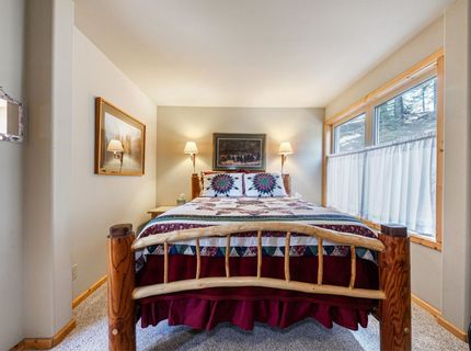 11448 Skislope Way, Truckee, CA 96161 Photo