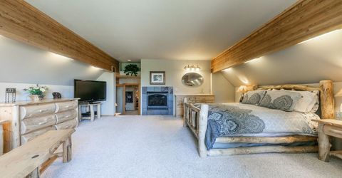11448 Skislope Way, Truckee, CA 96161 Photo