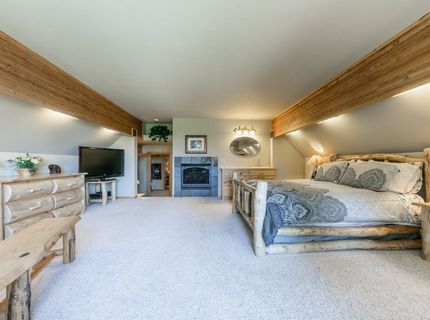 11448 Skislope Way, Truckee, CA 96161 Photo