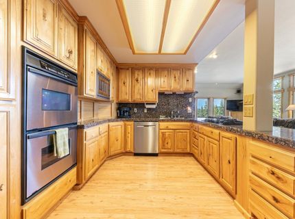 11448 Skislope Way, Truckee, CA 96161 Photo