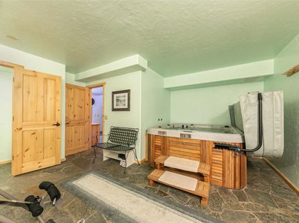 11448 Skislope Way, Truckee, CA 96161 Photo