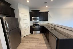 1106 Bergenfield Lane  photo 4