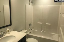 1106 Bergenfield Lane  photo 4