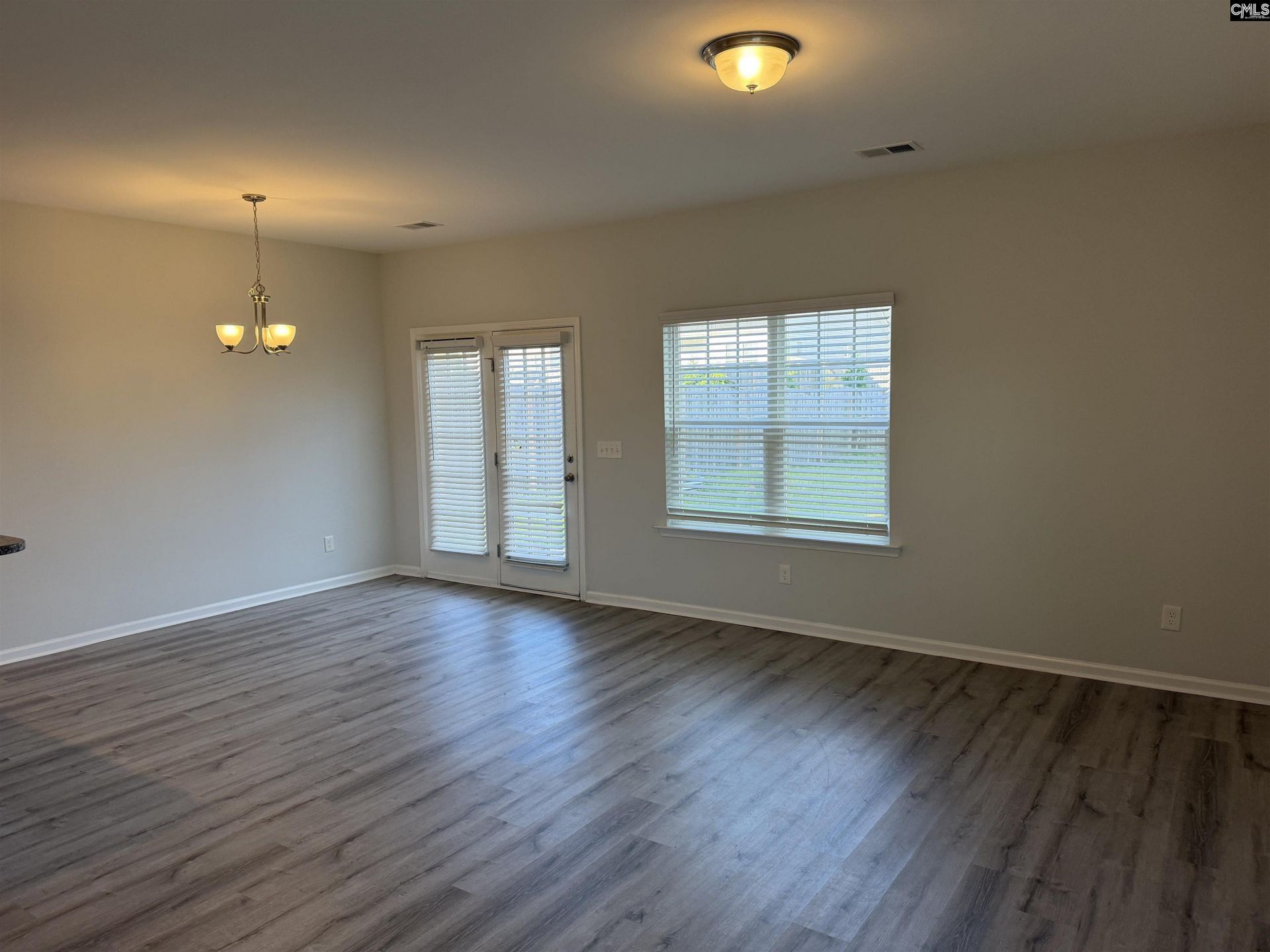 1106 Bergenfield Lane  Photo 9