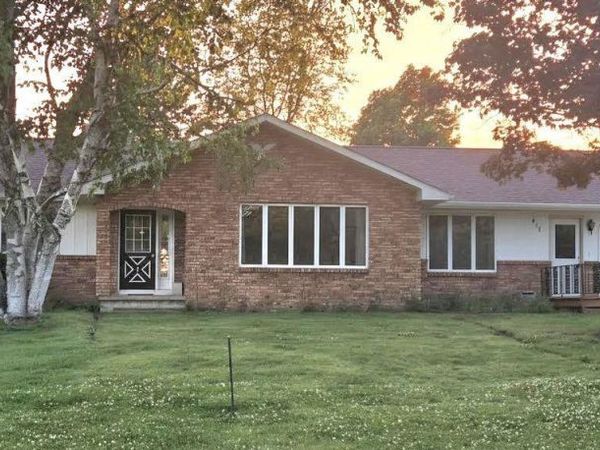 411 Westwood Drive, Strawberry Point, IA 52076