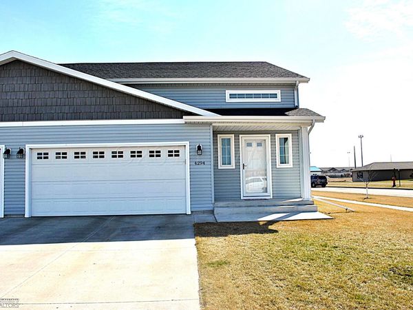 4294 Auburn Avenue S, Fargo, ND 58104