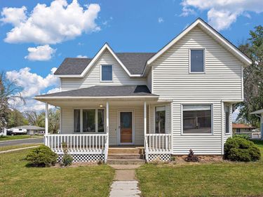 300 E State Street, Belle Plaine, MN 56011
