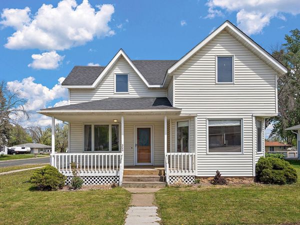 300 E State Street, Belle Plaine, MN 56011
