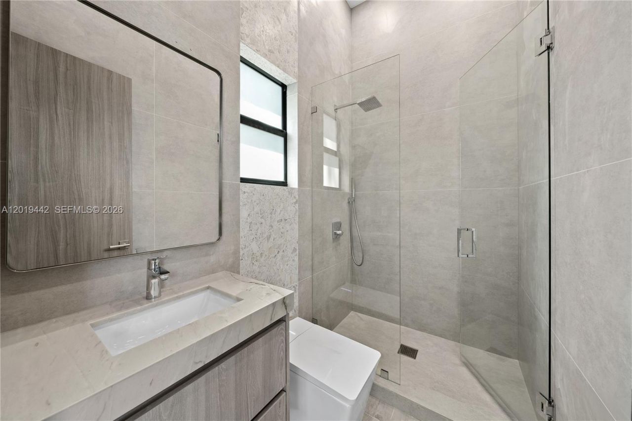 280 NW 47th St , Miami, FL 33127 Photo