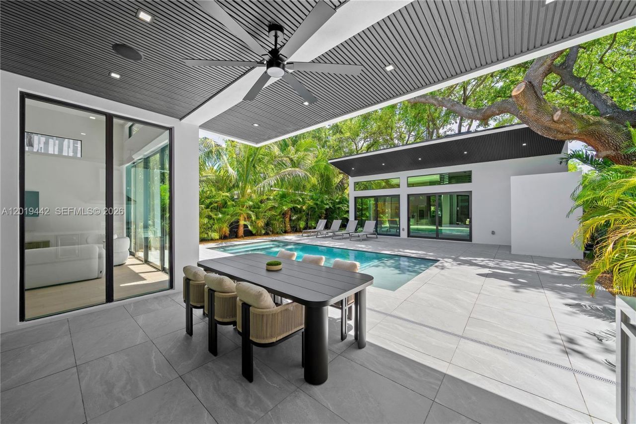 280 NW 47th St , Miami, FL 33127 Photo