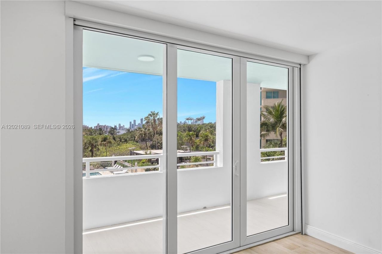 400 S Pointe Dr , Unit 409, Miami Beach, FL 33139 Photo