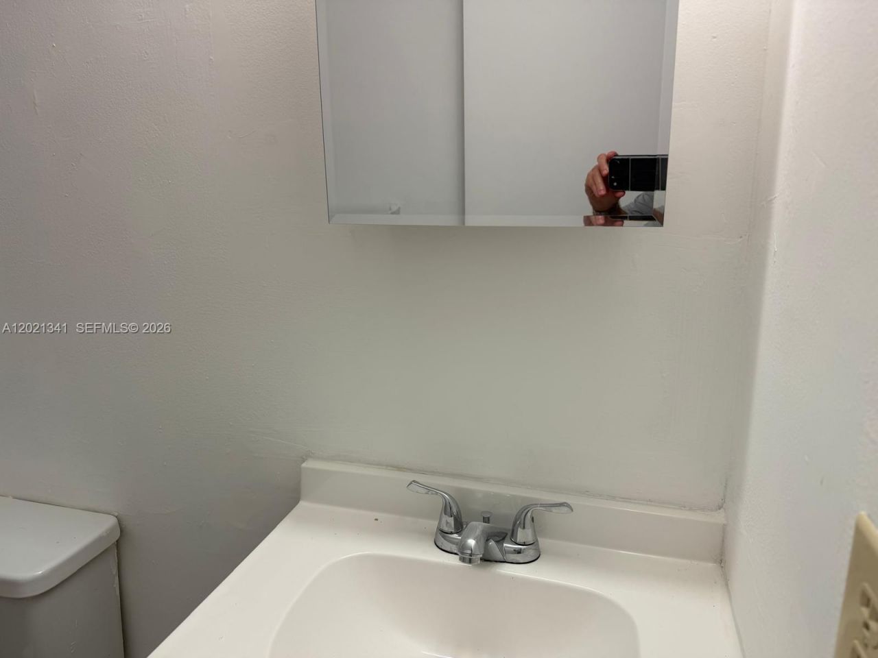 492 NW 165th St Rd , Unit C-209, Miami, FL 33169 Photo